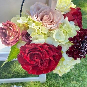 Bertoli Bridal & Design - Party & Event Planning Near Me