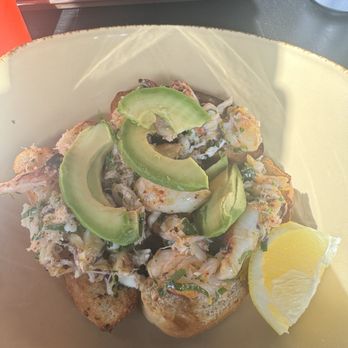 Golden Gate Bistro - Lump crab over baguette - Breakfast & Brunch Near Me - Richmond, California