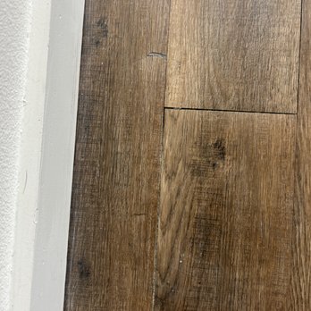 OVA Movers - damage to flooring of apartment - Movers Near Me OVA Movers - damage to flooring of apartment - Movers Near Me