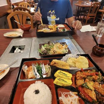Seoul Garden Restaurant - Spicy chicken bento - Korean Near Me - Houston, Texas Seoul Garden Restaurant - Spicy chicken bento - Korean Near Me - Houston, Texas