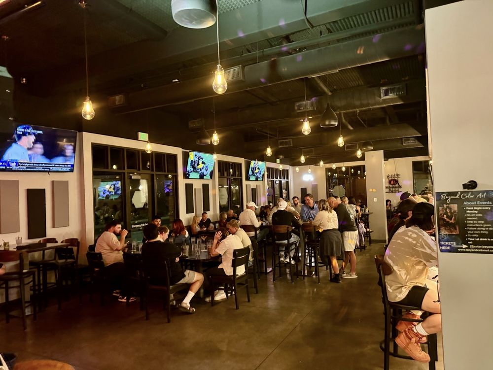 Hive 435 Tap House