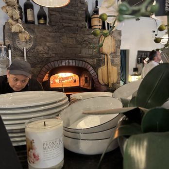 IL Ponte - Italian Near Me - Woburn, Massachusetts
