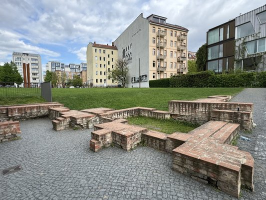 Berliner Mauer by null