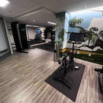 The Loutrel - Gym - Hotels Near Me - Charleston, South Carolina