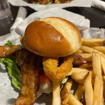 Ruby Tuesday Hawaii - Windward Mall - Smokehouse Burger - Bars Near Me - Kaneohe, Hawaii Ruby Tuesday Hawaii - Windward Mall - Smokehouse Burger - Bars Near Me - Kaneohe, Hawaii