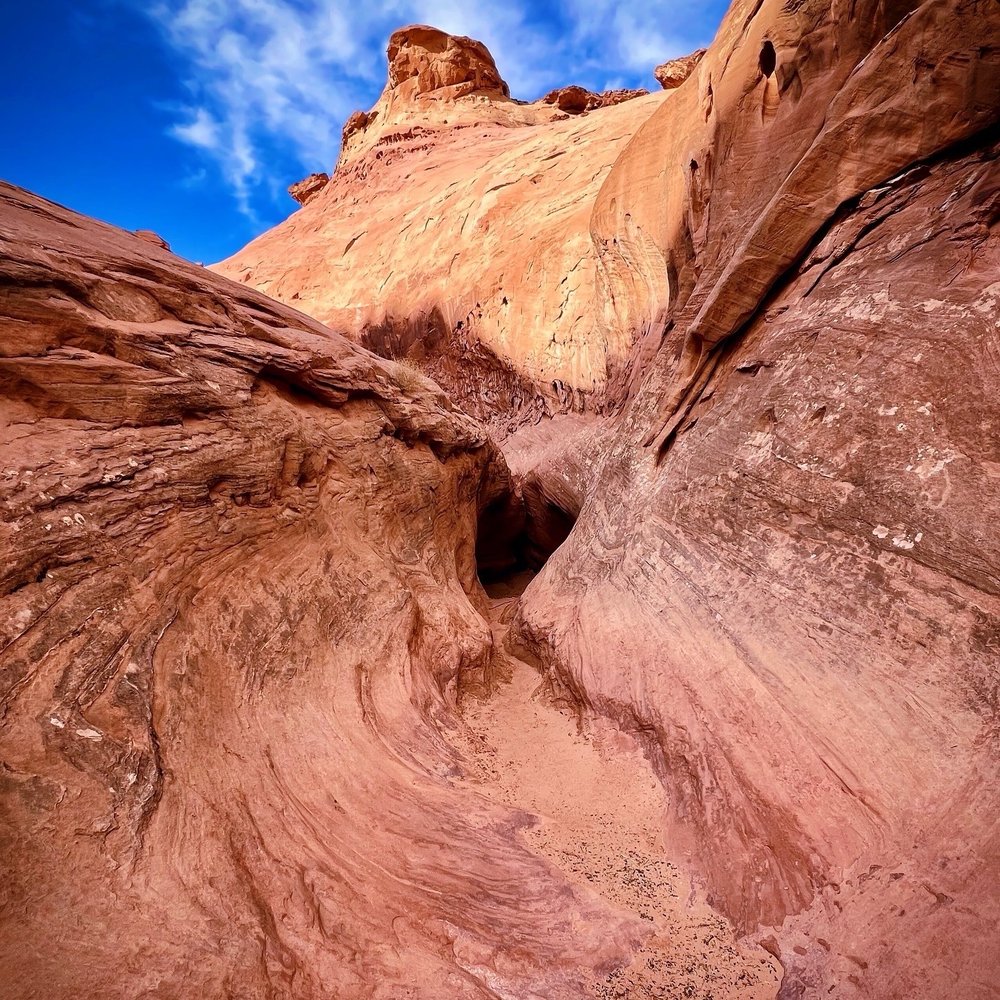 Leprechaun Canyon - That's an....interesting angle XD - Hiking Near Me - Hanksville, Utah Leprechaun Canyon - That's an....interesting angle XD - Hiking Near Me - Hanksville, Utah