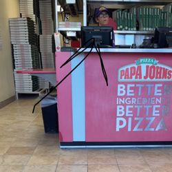 Papa Johns Pizza - Worker