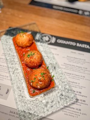 Quanto Basta Italian Eatery & Wine Bar by null
