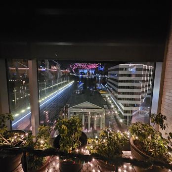 Hilton Norfolk The Main - Hotels Near Me - Norfolk, Virginia Hilton Norfolk The Main - Hotels Near Me - Norfolk, Virginia