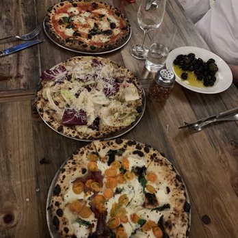 Roberta's - Margherita, Green and White, Normcore - Pizza Near Me - Culver City, California