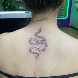 fine line tattoo by Dani Padron