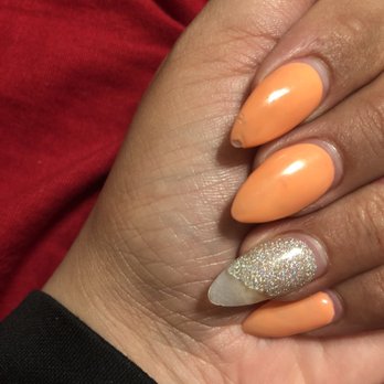 La Castle Nails & Spa - Gel chipped off - Nail Salons Near Me - Stockton, California