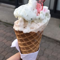 Cassis Gelato et Sorbet Maison - Mojito & Pear Gelato on a waffle cone (extra $0.60)