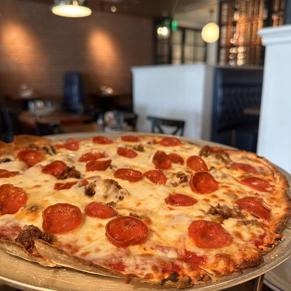 Eno's Pizza Tavern - 14" Regular Pig Smiley - Pizza Near Me - Coppell, Texas Eno's Pizza Tavern - 14" Regular Pig Smiley - Pizza Near Me - Coppell, Texas