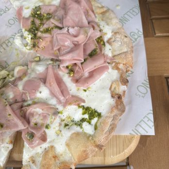 Porcellino's - Porci Pinsa - Italian Near Me - Simi Valley, California