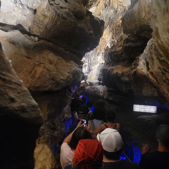 Ruby Falls - Tight fit in the cave. - Landmarks & Historical Buildings Near Me - Chattanooga, Tennessee