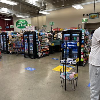 Food4Less - Inside - Grocery Near Me - El Cajon, California