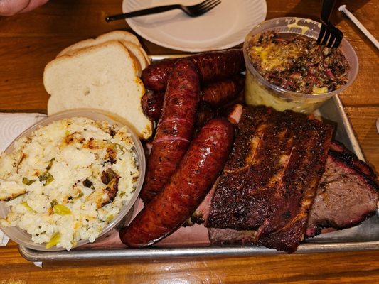 Pinkerton's Barbecue by null