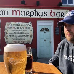 Dan Murphys Pub - Dan Murphy outside Dan Murphy's
