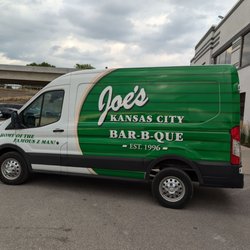 We had a wonderful dinner catered by Joe's BBQ at our Airliners International event!