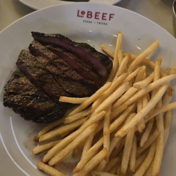 Le Beef - Simple steak frites, sauce on the side - French Near Me - Plano, Texas