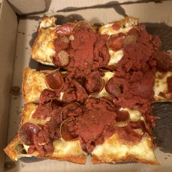 Slam Dunk Pizza - Prepparoni Pizza - Pizza Near Me - Willits, California