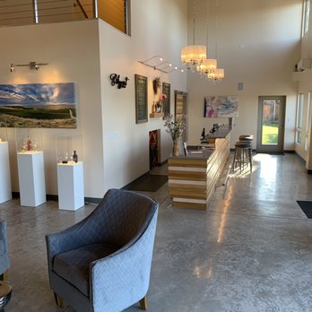 Blizzard Wines - Front of the tasting room - Wineries Near Me - Hillsboro, Oregon