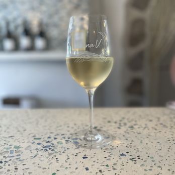 Dana V. Wines - Sauvignon Blanc - Wine Tasting Room Near Me - Solvang, California