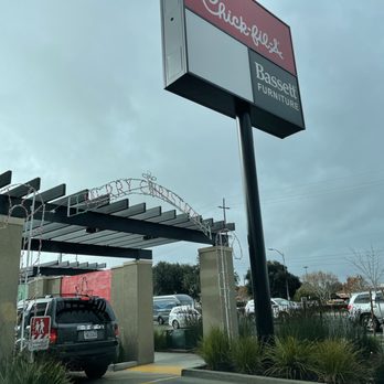 Chick-fil-A - This Chick Filet is located next to Bassett furniture store. - Fast Food Near Me - San Jose, California