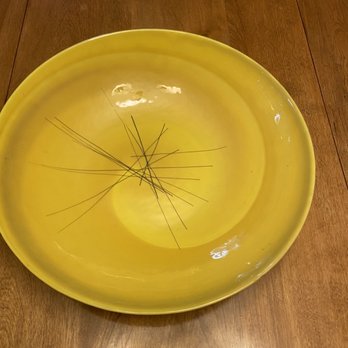 Vintage 21 - Atomic-era Venetian glass bowl! - Antiques Near Me - Tallahassee, Florida Vintage 21 - Atomic-era Venetian glass bowl! - Antiques Near Me - Tallahassee, Florida
