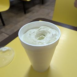 Snow White - Avocado Shake