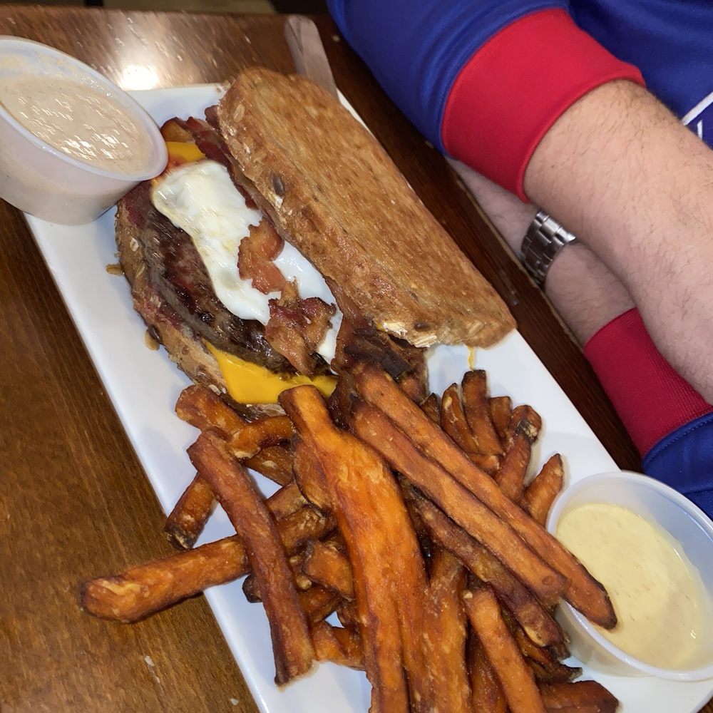 The Carriage House - Texas burger - New American Near Me - Patterson, New York The Carriage House - Texas burger - New American Near Me - Patterson, New York
