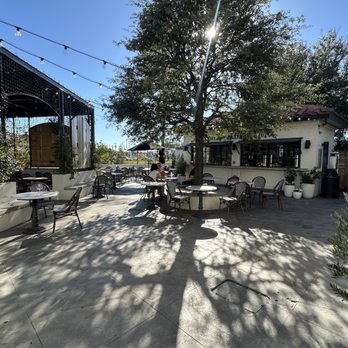Magnolia Table - Outdoor seating - Breakfast & Brunch Near Me - Waco, Texas Magnolia Table - Outdoor seating - Breakfast & Brunch Near Me - Waco, Texas