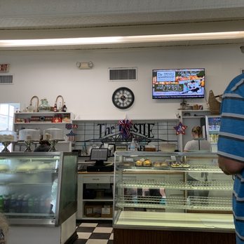 The Trestle - Bakery cabinet - Bakeries Near Me - Conway, South Carolina The Trestle - Bakery cabinet - Bakeries Near Me - Conway, South Carolina