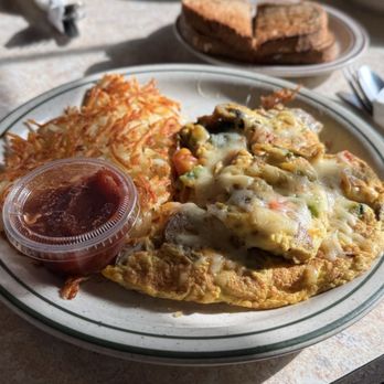 The Runway Cafe - Veggie Omlette - Cafes Near Me - Woodlake, California