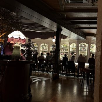 Capri - Waiting area - Italian Near Me - Boston, Massachusetts Capri - Waiting area - Italian Near Me - Boston, Massachusetts