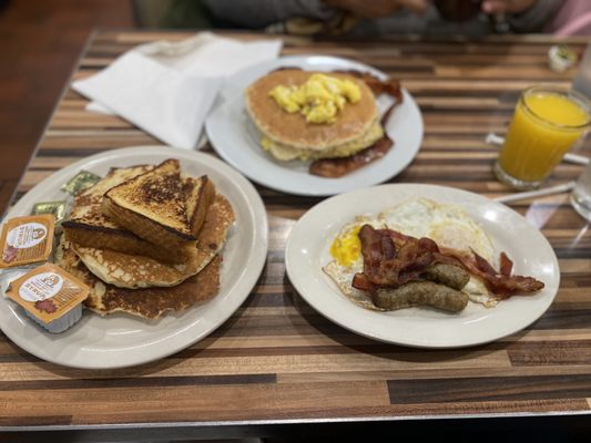 Andrews NYC Diner by null