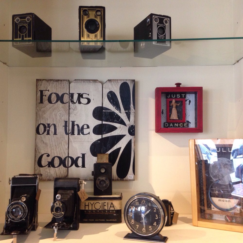 Found - Old cameras - Home Decor Near Me - Ann Arbor, Michigan Found - Old cameras - Home Decor Near Me - Ann Arbor, Michigan