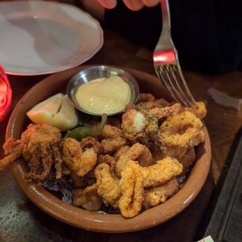 El Quijote - Fried Calamari - Spanish Near Me - New York, New York
