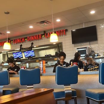 Denny's - As you can see there is at least 5 plus employees here yet our food arrived cold! Disappointing to say the least - American Near Me - Palm Desert, California Denny's - As you can see there is at least 5 plus employees here yet our food arrived cold! Disappointing to say the least - American Near Me - Palm Desert, California