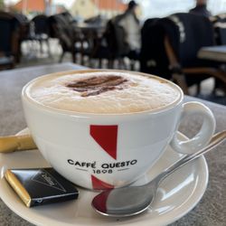 Café Blink - Cappuccino
