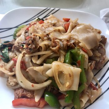 Thai Dish - Duck Drunken Noodles Spice Level 4 - Thai Near Me - Boston, Massachusetts