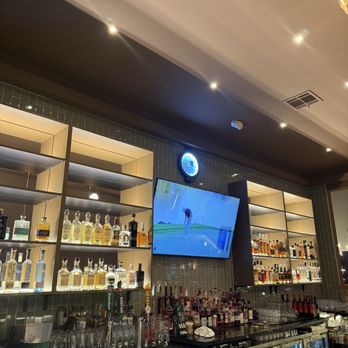 Nice Shot Golf Lounge & Bar - Bar area - Golf Near Me - Henderson, Nevada