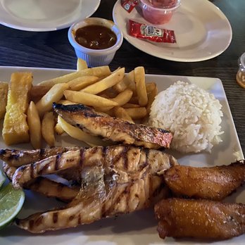 Red Fish - 1/2 lb Red Snapper grilled. Yum! - Seafood Near Me - Queens, New York