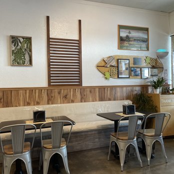 Pineapple Grill  - Hawaiian Near Me - Hurst, Texas