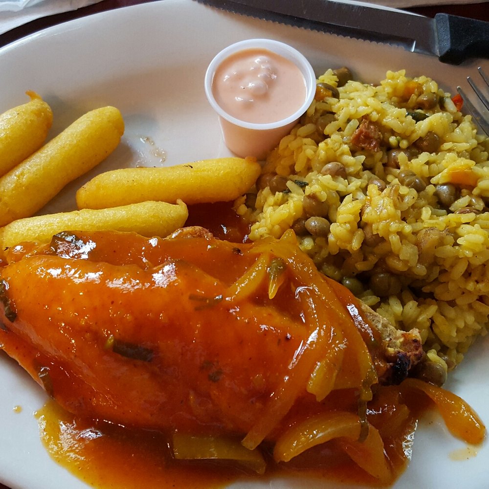 Amazing lunch!!!!! The food is full of flavor, the service was outstanding.  The chicken was stuffed with trifongo, simply wonderful.