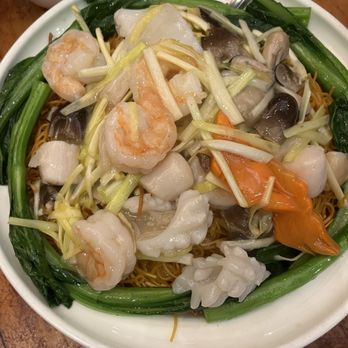 Koi Palace - Crispy Noodles w/ Mixed Seafood - Dim Sum Near Me - Daly City, California Koi Palace - Crispy Noodles w/ Mixed Seafood - Dim Sum Near Me - Daly City, California