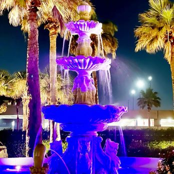 Grand Galvez - Nice place to take photos, even if you don't stay the night. - Hotels Near Me - Galveston, Texas Grand Galvez - Nice place to take photos, even if you don't stay the night. - Hotels Near Me - Galveston, Texas