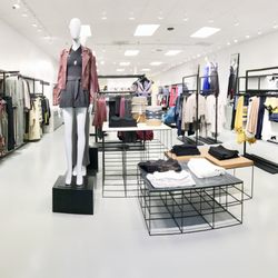 BCBGMAXAZRIA Factory Store - BCBGMAXAZRIA Factory Chicago Apparel