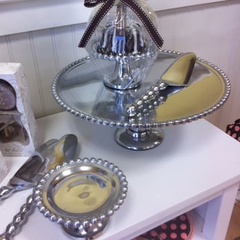 Nothing Bundt Cakes - Adorable cake stands sold here- the small little cake stand is $9 while the big one $20 - Bakeries Near Me - Clovis, California